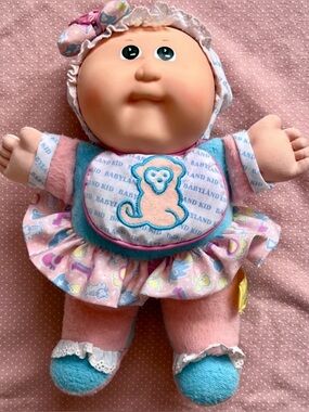CABBAGE PATCH KIDS DOLL - VINTAGE 1988 - HASBRO - BABY LAND - XAVIER ROBERTS